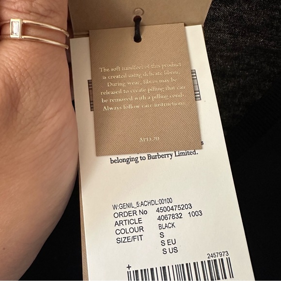 NWT Burberry cashmere black sweater collegiate elbow check patch - Picture 4 of 5